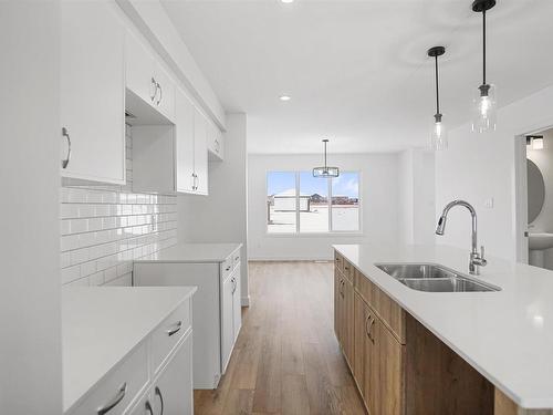 147 Jennifer Crescent, St. Albert, AB - Indoor Photo Showing Kitchen With Double Sink