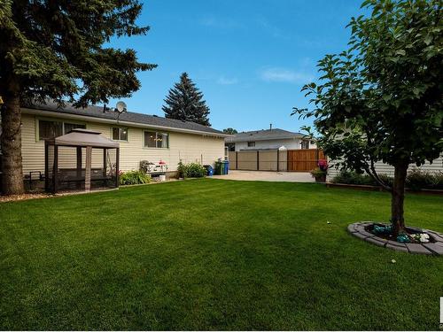 331 Garden Meadows Drive, Wetaskiwin, AB - Outdoor