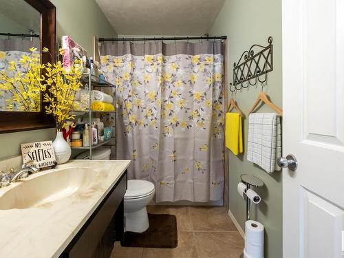 331 Garden Meadows Drive, Wetaskiwin, AB - Indoor Photo Showing Bathroom