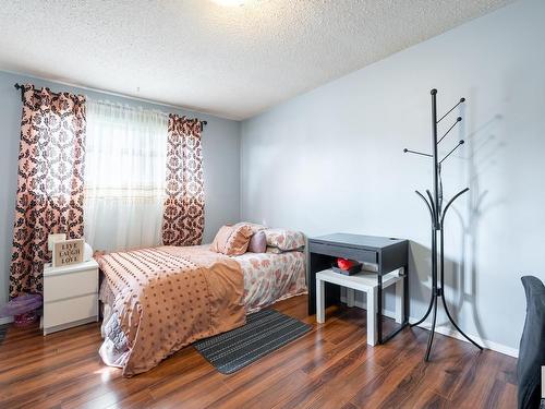 331 Garden Meadows Drive, Wetaskiwin, AB - Indoor Photo Showing Bedroom