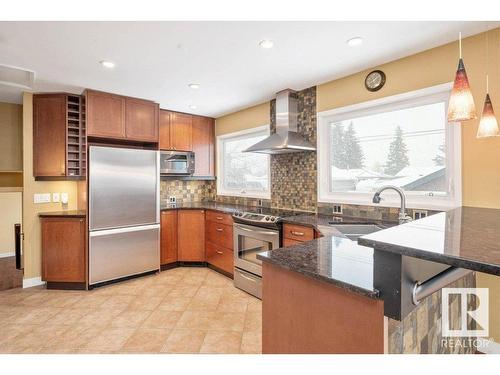 9407 74 Street, Edmonton, AB - Indoor Photo Showing Kitchen