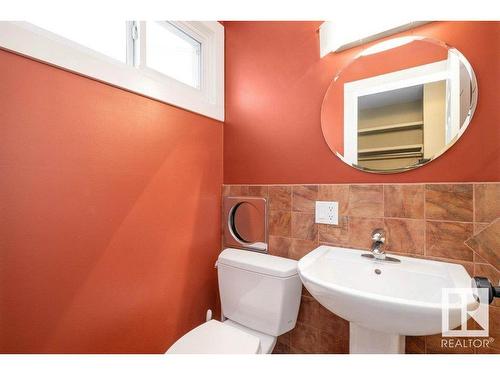 9407 74 Street, Edmonton, AB - Indoor Photo Showing Bathroom