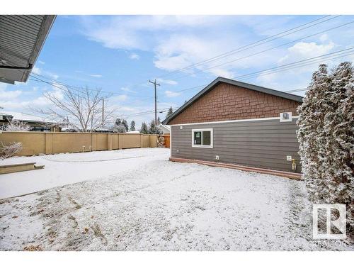 9407 74 Street, Edmonton, AB - Outdoor