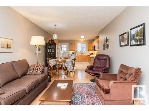 13 Century Villas Close, Fort Saskatchewan, AB - Indoor Photo Showing Living Room