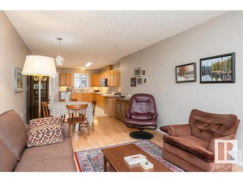 13 Century Villas Close, Fort Saskatchewan, AB - Indoor Photo Showing Living Room