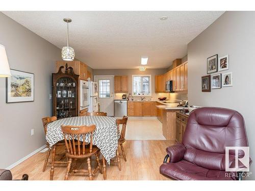 13 Century Villas Close, Fort Saskatchewan, AB - Indoor Photo Showing Dining Room