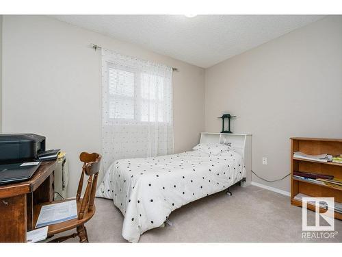 13 Century Villas Close, Fort Saskatchewan, AB - Indoor Photo Showing Bedroom