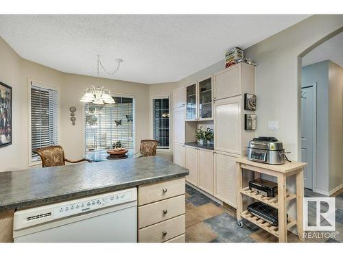 148 Oeming Road, Edmonton, AB - Indoor Photo Showing Kitchen