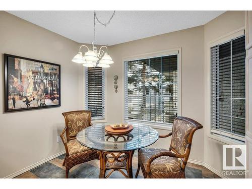 148 Oeming Road, Edmonton, AB - Indoor Photo Showing Dining Room