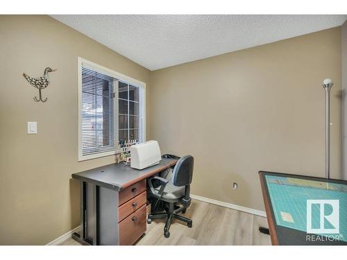 148 Oeming Road, Edmonton, AB - Indoor Photo Showing Office