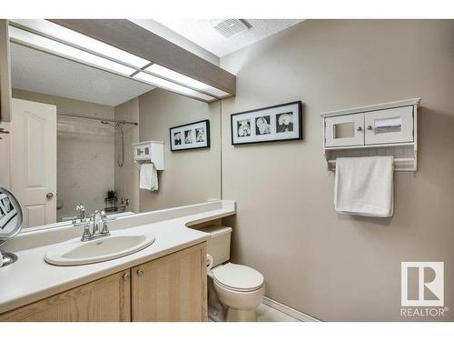 148 Oeming Road, Edmonton, AB - Indoor Photo Showing Bathroom