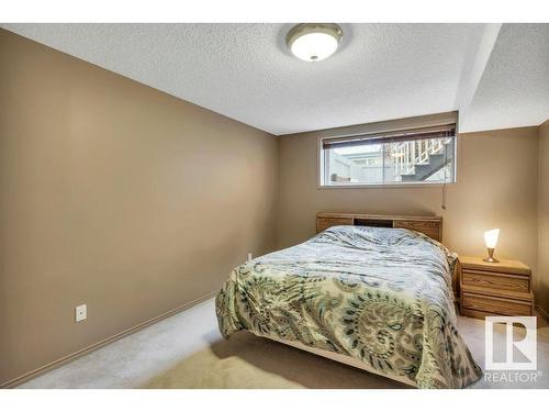 148 Oeming Road, Edmonton, AB - Indoor Photo Showing Bedroom