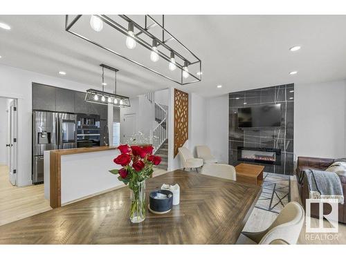 20714 99A Avenue, Edmonton, AB - Indoor Photo Showing Dining Room