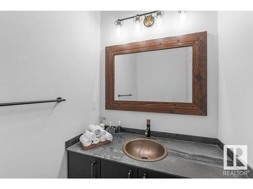 20714 99A Avenue, Edmonton, AB - Indoor Photo Showing Bathroom