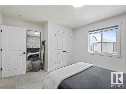 20714 99A Avenue, Edmonton, AB - Indoor Photo Showing Bedroom