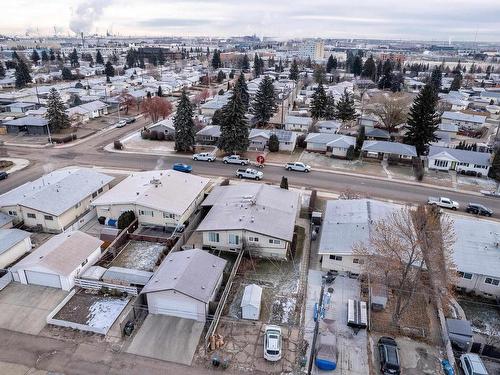 9026 58 St Nw, Edmonton, AB 