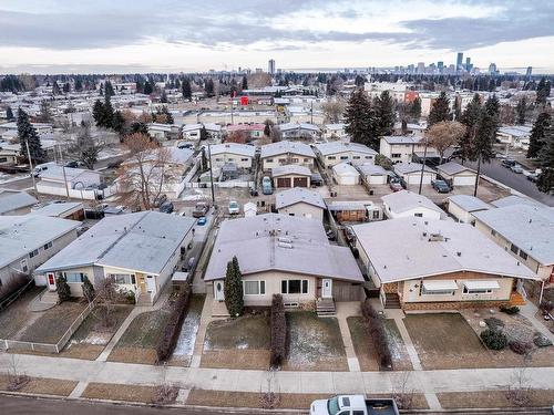 9026 58 St Nw, Edmonton, AB 