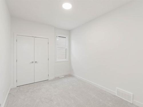 11331 103 Street, Edmonton, AB - Indoor Photo Showing Other Room