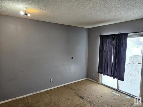 4615 35 Avenue, Edmonton, AB - Indoor Photo Showing Other Room