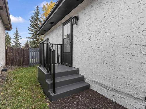 4424 33A Avenue, Edmonton, AB - Outdoor