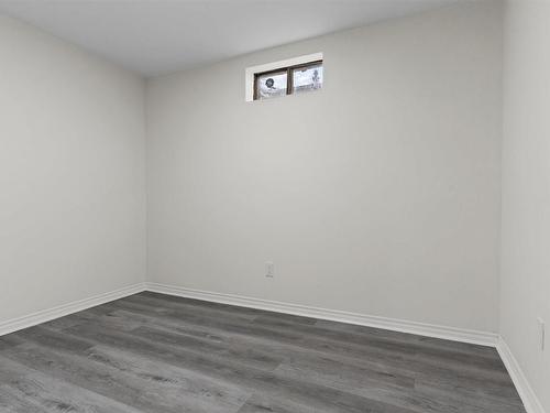 4424 33A Avenue, Edmonton, AB - Indoor Photo Showing Other Room