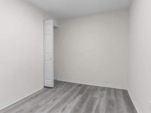 4424 33A Avenue, Edmonton, AB - Indoor Photo Showing Other Room