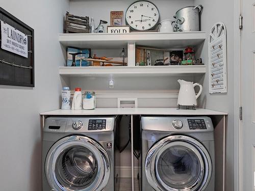 3366 Chickadee Drive, Edmonton, AB - Indoor Photo Showing Laundry Room