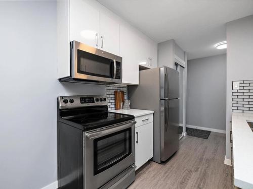 15G Callingwood Court, Edmonton, AB - Indoor Photo Showing Kitchen With Stainless Steel Kitchen