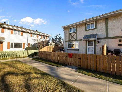 15G Callingwood Court, Edmonton, AB - Outdoor