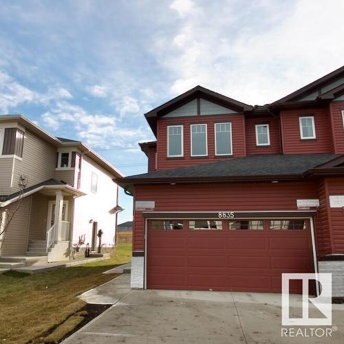 Upper 8835 Carson Way, Edmonton, AB - Outdoor