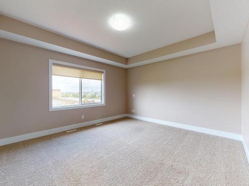 4160 Charles Link, Edmonton, AB - Indoor Photo Showing Other Room