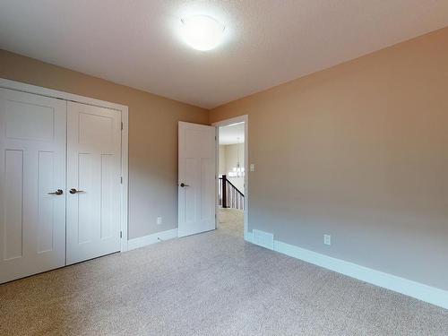 4160 Charles Link, Edmonton, AB - Indoor Photo Showing Other Room