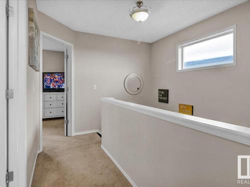 87 Ventura Street, Spruce Grove, AB - Indoor Photo Showing Other Room