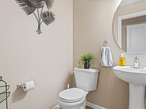 17632 87 Street, Edmonton, AB - Indoor Photo Showing Bathroom