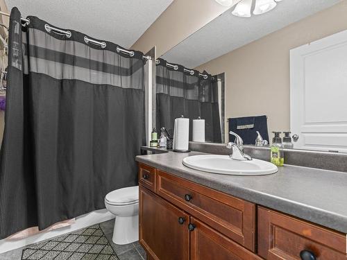 17632 87 Street, Edmonton, AB - Indoor Photo Showing Bathroom