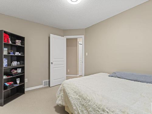 17632 87 Street, Edmonton, AB - Indoor Photo Showing Bedroom