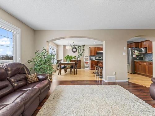 17632 87 Street, Edmonton, AB - Indoor Photo Showing Living Room