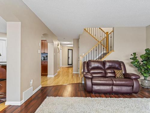 17632 87 Street, Edmonton, AB - Indoor Photo Showing Living Room