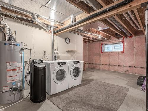 21932 97 Avenue, Edmonton, AB - Indoor Photo Showing Laundry Room