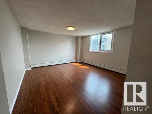 #902 10011 116 St Nw, Edmonton, AB 