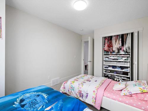 22347 93 Avenue, Edmonton, AB - Indoor Photo Showing Bedroom