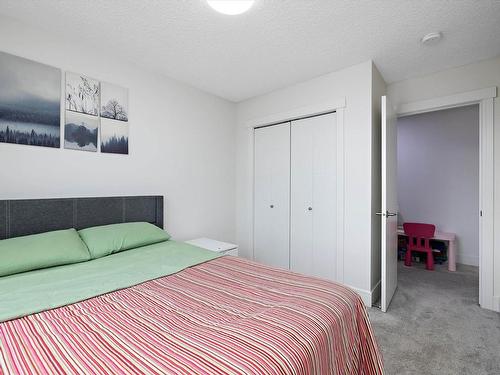 22347 93 Avenue, Edmonton, AB - Indoor Photo Showing Bedroom