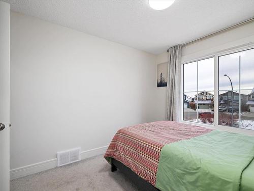 22347 93 Avenue, Edmonton, AB - Indoor Photo Showing Bedroom