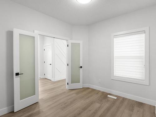 32 Avonlea Way, Spruce Grove, AB - Indoor Photo Showing Other Room