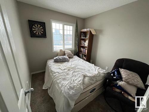 35 460 Hemingway Road, Edmonton, AB - Indoor Photo Showing Bedroom