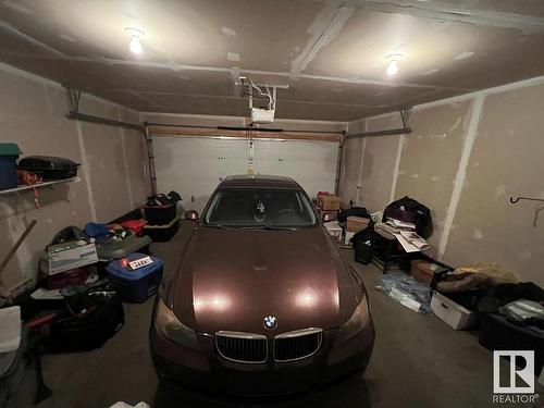 35 460 Hemingway Road, Edmonton, AB - Indoor Photo Showing Garage