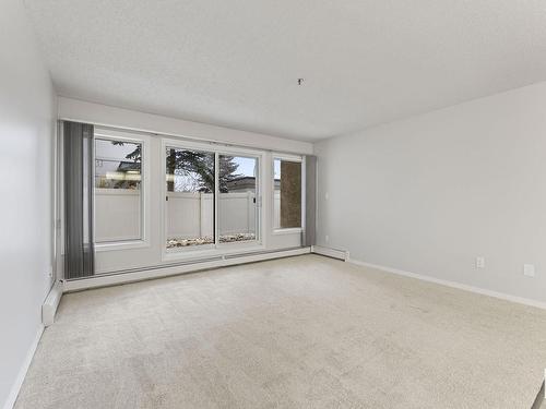 103 11915 106 Avenue, Edmonton, AB - Indoor Photo Showing Other Room