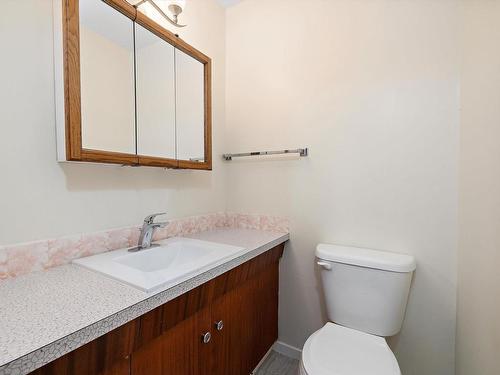 9635 149 Street, Edmonton, AB - Indoor Photo Showing Bathroom