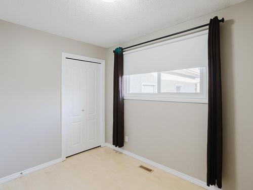 12812 47 Street, Edmonton, AB - Indoor