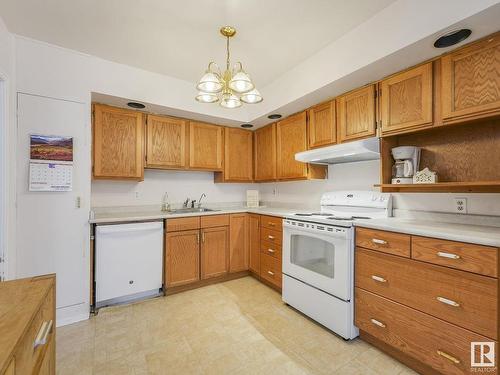 13008 133 Street, Edmonton, AB - Indoor Photo Showing Kitchen